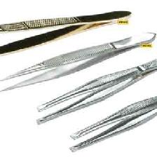 PINCE EPILER 8 CMS CHROMEE MORD BIAIS PINCE EPILER 8 CMS CHROMEE MORD BIAIS