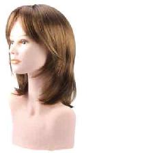 PERRUQUE MARIa MI-LG BLOND MOYEN 7 (35CM) PERRUQUE MARIa MI-LG BLOND MOYEN 7 (35CM)