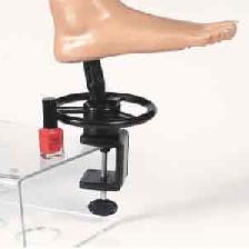 PIED TRAINING PEDICURIE AVEC FAUX ONGLES PIED TRAINING PEDICURIE AVEC FAUX ONGLES